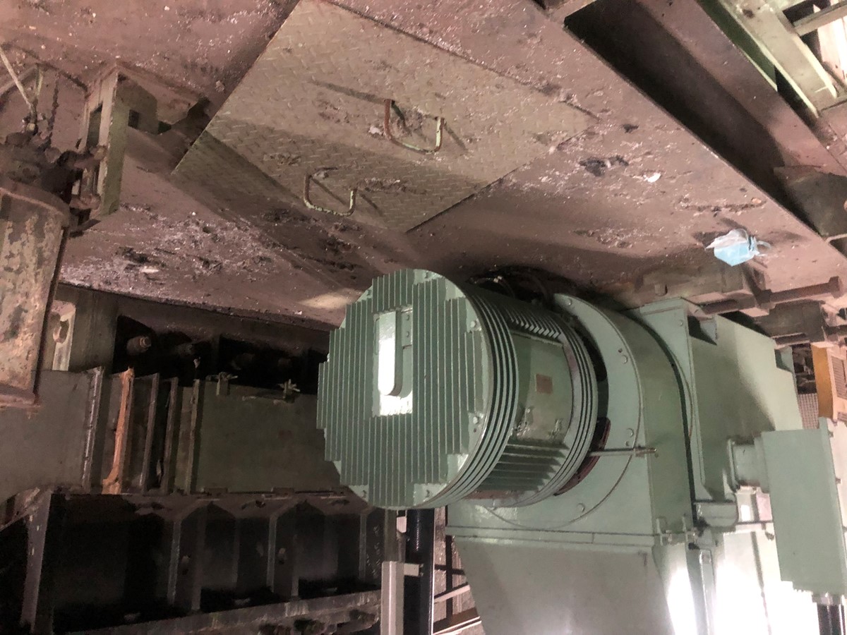 破砕機室ごみ飛散状況(R4.4.26　爆発事故)